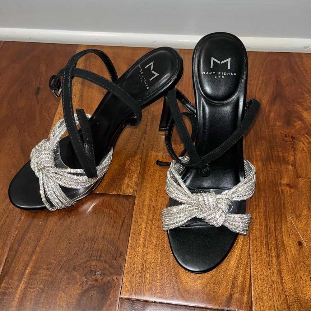 NWT Marc Fisher LTD Canellie Heel Sandal, Black with Diamond Bow, Size 8.5